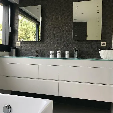 D'exception, Piscine, Vue Mer, A 100m Вилла