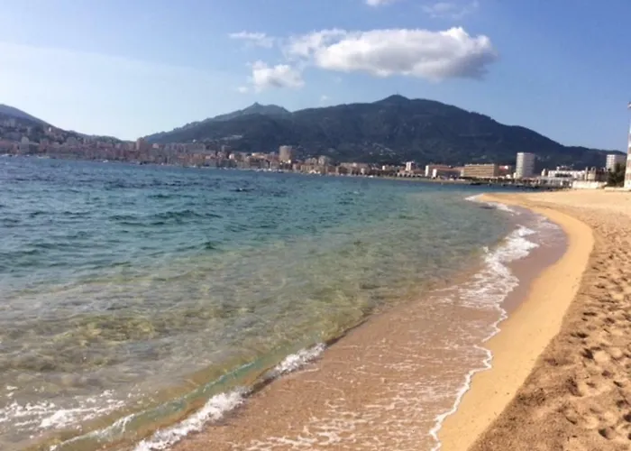 D'exception, Piscine, Vue Mer, à 100m *